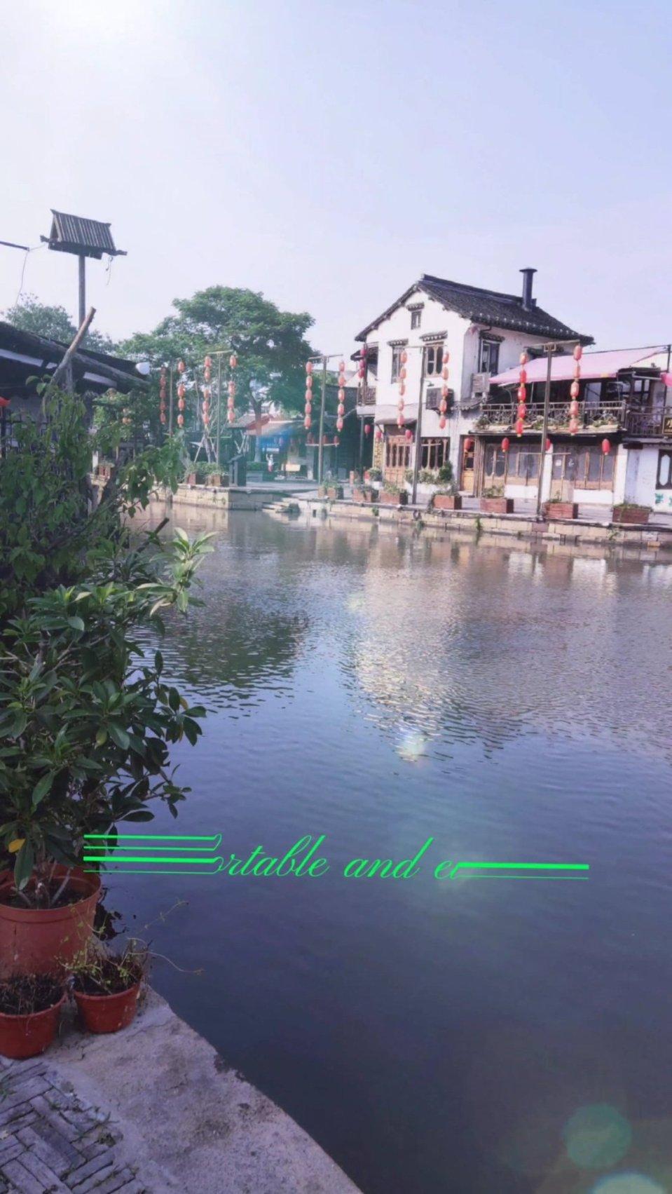 网红奶茶赛道退潮：伏小桃门店仅剩29，台盖被放弃，厝内小眷村濒临倒闭